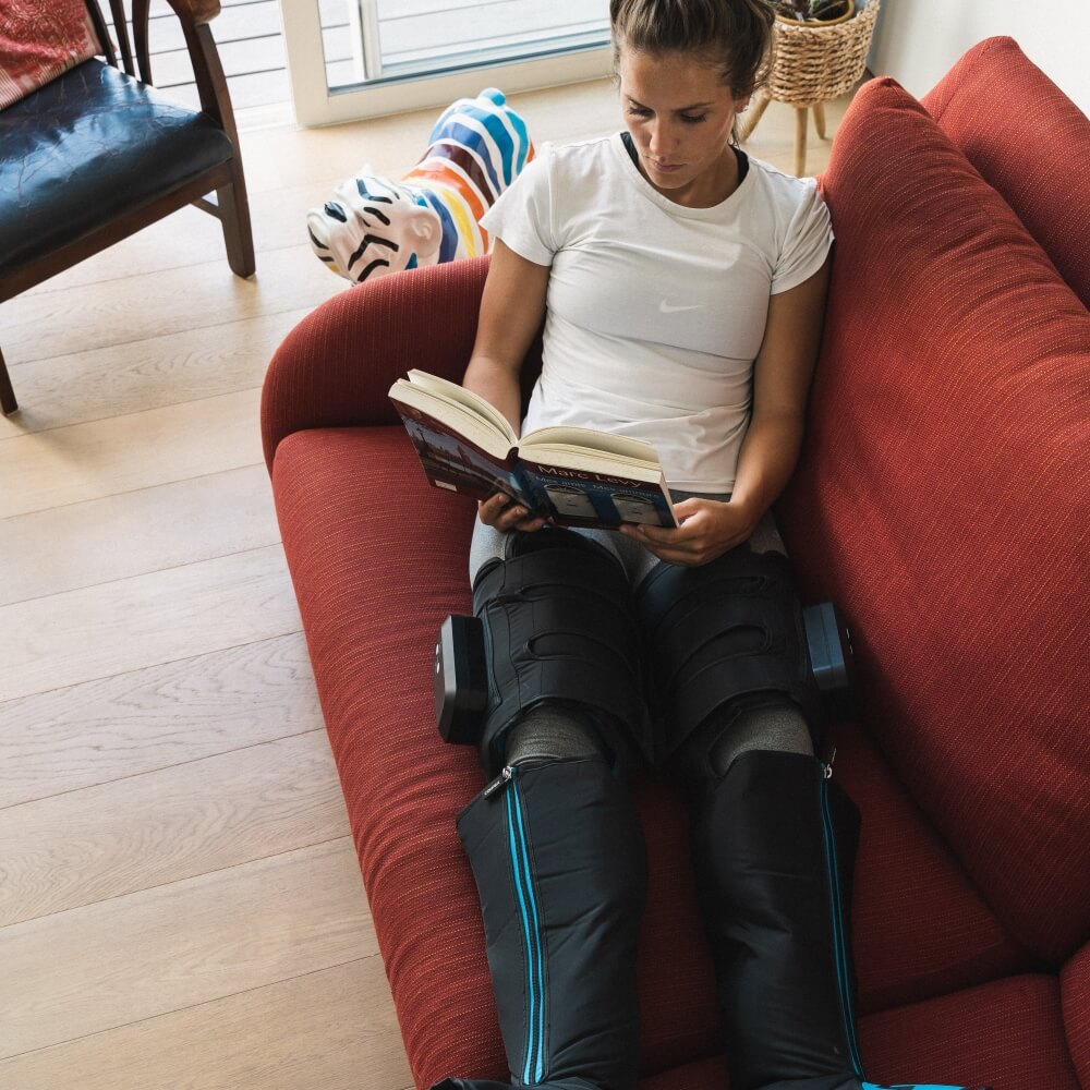 Compex Ayre kabellose Kompressionstherapie Recovery Boots bei CardioZone günstig online kaufen