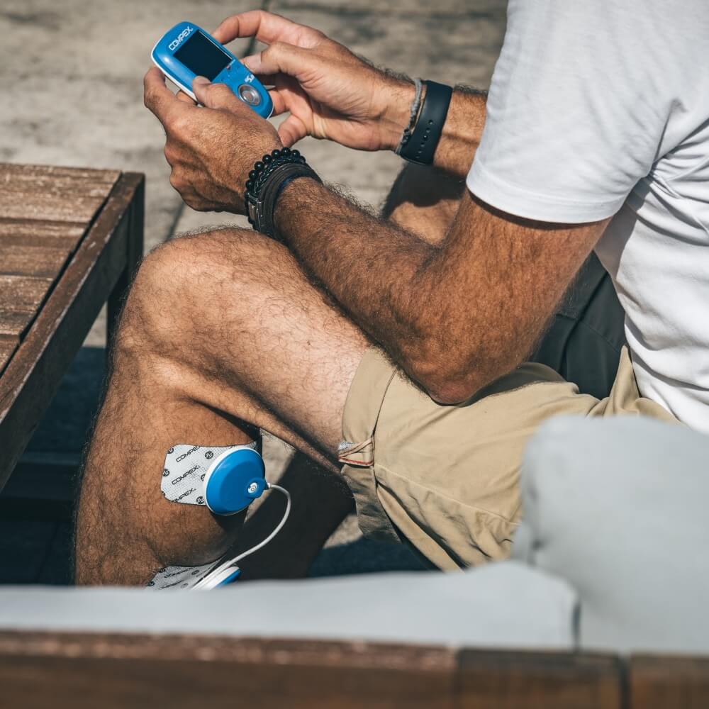 Compex FIT 5.0 Wireless EMS Muskelstimulator mit 4 Modulpaaren bei CardioZone guenstig online kaufen