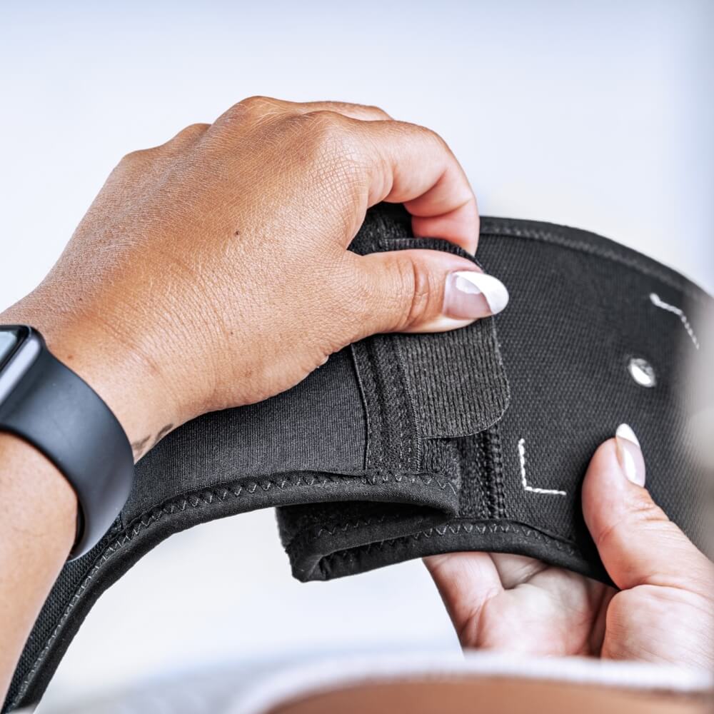 Compex Corebelt 1.0 Bauch und Rückentrainer Set bei CardioZone online kaufen