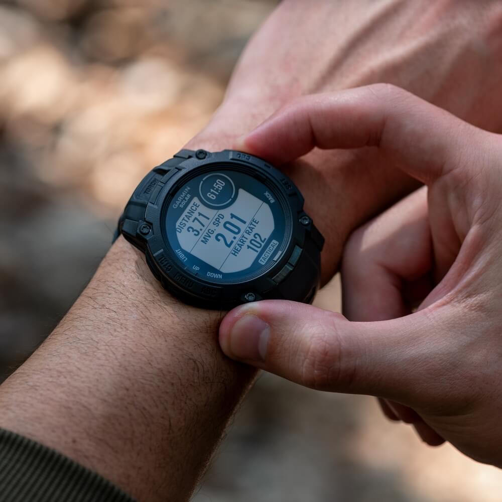 Garmin Instinct 3 Tactical SOLAR 50 mm Schwarz Outdoor Smartwatch bei CardioZone günstig online kaufen