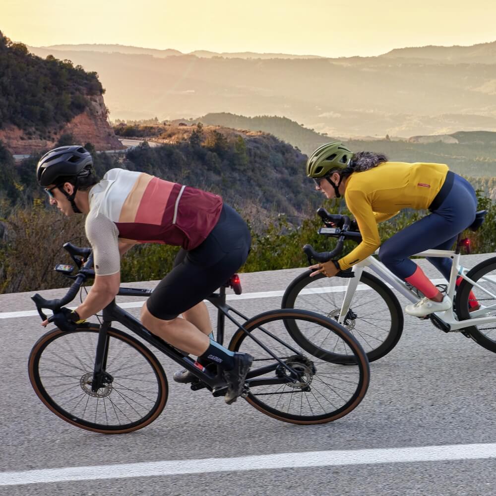 Garmin Edge 1050 Radcomputer HR Bundle mit Sensoren bei CardioZone günstig online kaufen