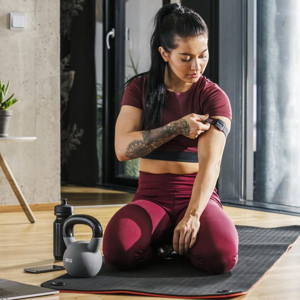 POLAR Verity Sense Dunkelrot optischer Puls-Sensor für jeden Sport bei CardioZone günstig online kaufen