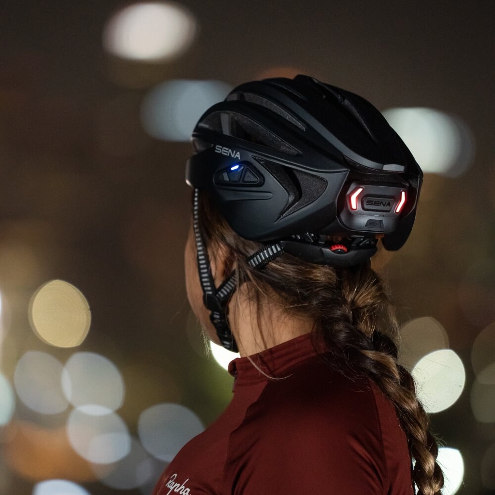 Sena R2 Smart Cycling Fahrradhelm in Matt Schwarz mit Bluetooth Interkom bei CardioZone günstig online kaufen