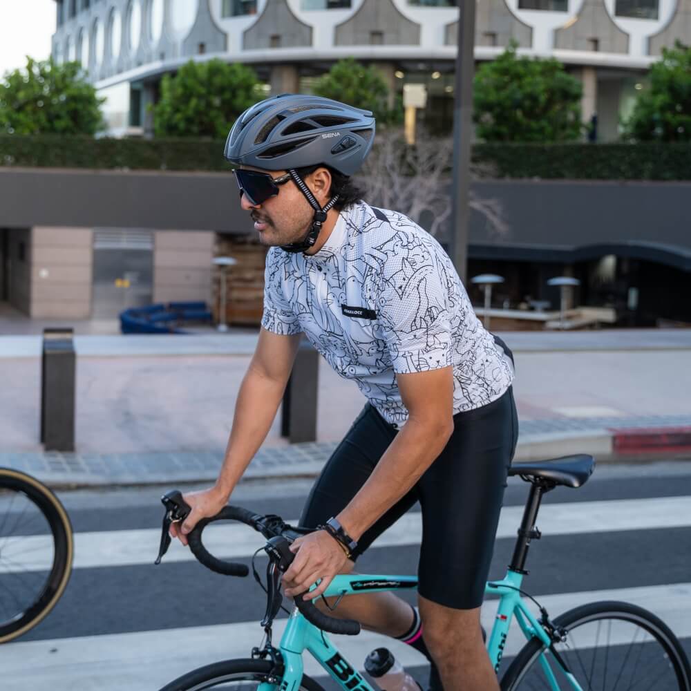 Sena R2 Smart Cycling Fahrradhelm in Matt Grau mit Bluetooth Interkom bei CardioZone günstig online kaufen